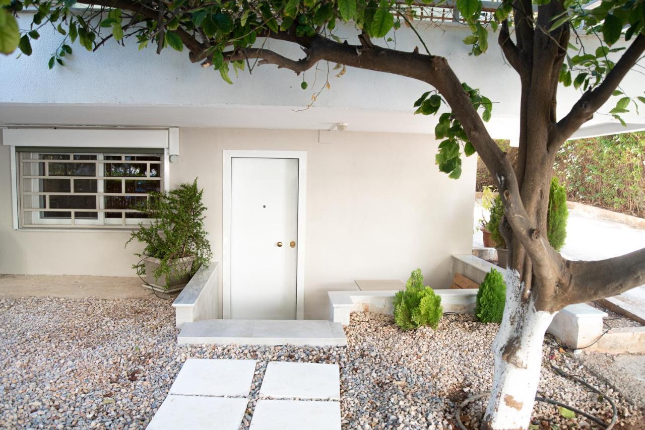 Naiads Nest - The Garden Gem Apartment Varkiza ภายนอก รูปภาพ