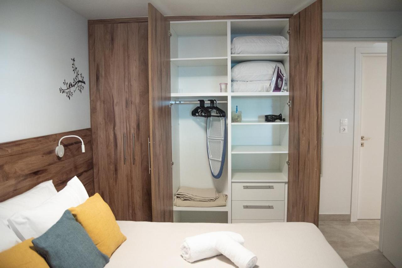 Naiads Nest - The Garden Gem Apartment Varkiza ภายนอก รูปภาพ